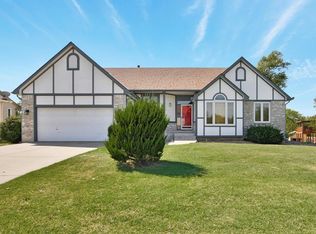 2225 S Cooper St, Wichita, KS 67207