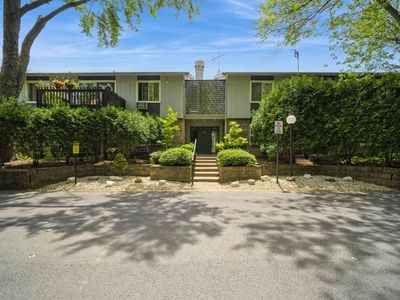936 E Old Willow Rd APT 104, Prospect Heights, IL, 60070