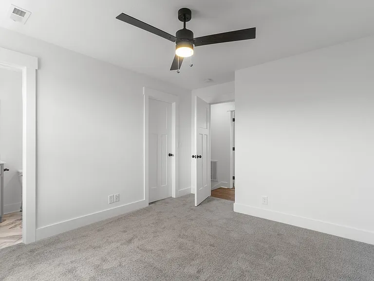 3854 Jockey Dr #B8 — Photo 10