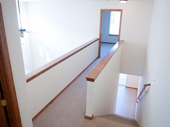 3rd image of 3715 S Old Schafer Ln