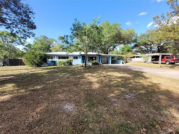 2nd image of 250 Lake View Dr
