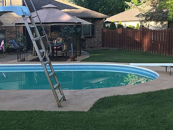 5th image of 7194 Sandalwood Dr