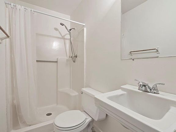 4th image of 3405 Julep Dr