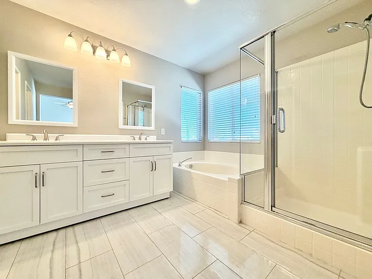 42041 Delmonte St — Photo 38