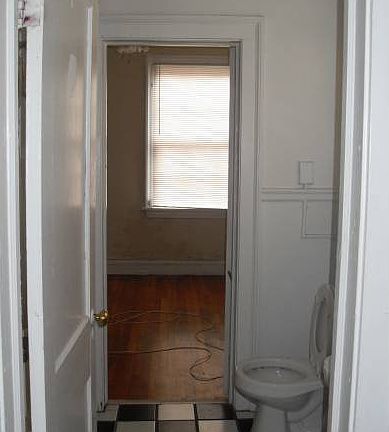 2nd image of 2734 W Grace St APT 4