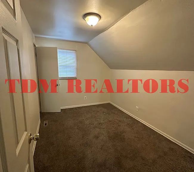 1031 Ingleside Ave #2 — Photo 6