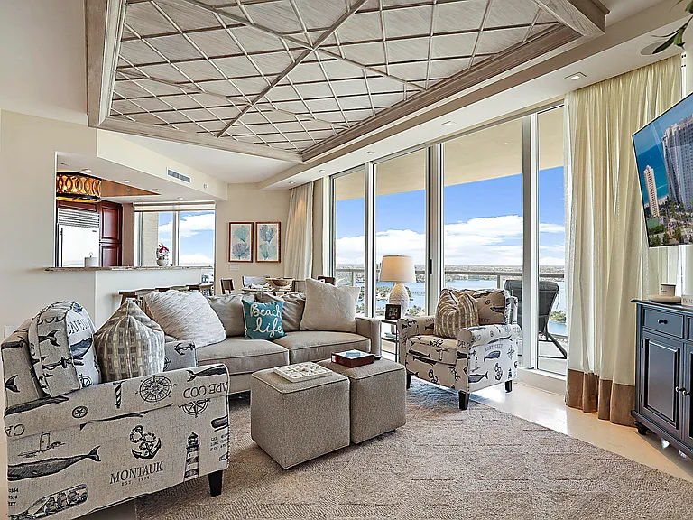 2700 N Ocean Dr #2206B — Photo 1