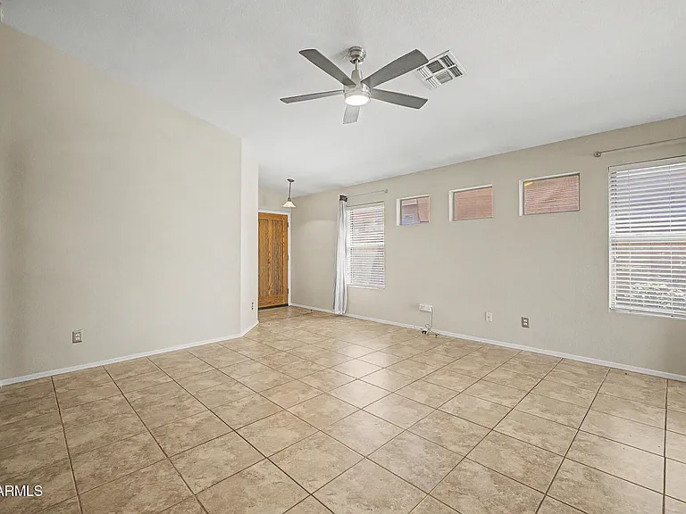4319 E Tether Trl — Photo 10