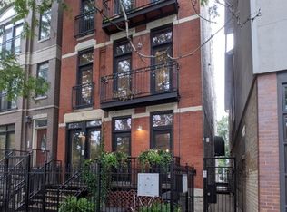 1222 W Hubbard St APT 1R, Chicago, IL 60642
