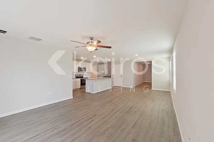 8740 SW 43rd Ter — Photo 2