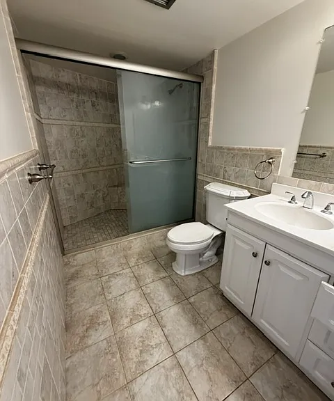 300 Newark St #4C — Photo 7