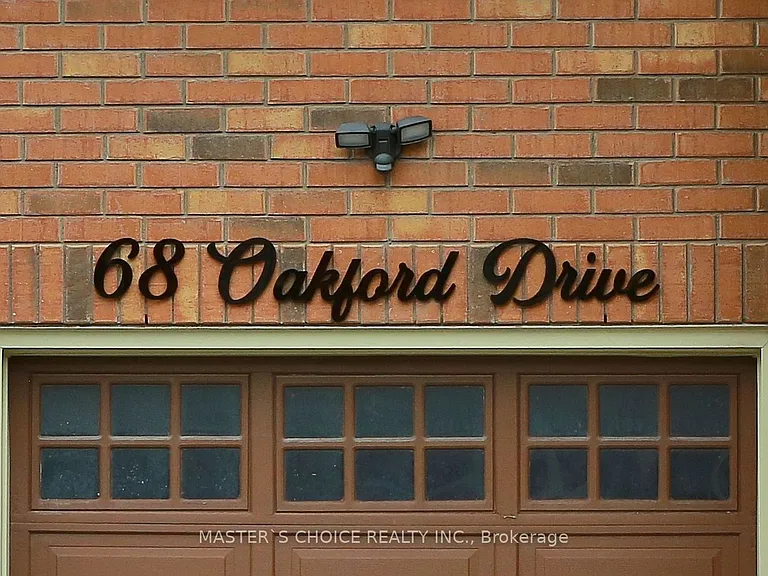68 Oakford Dr — Photo 2