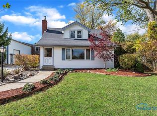 210 S Stadium Rd, Oregon, OH 43616