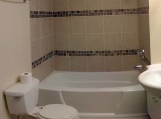 1633 Oak Ave APT 3, Evanston, IL 60201