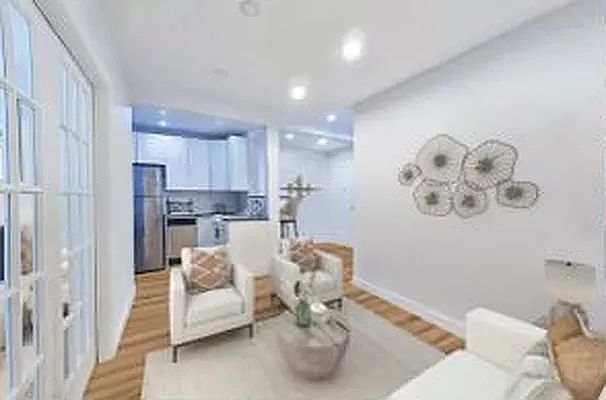 1st image of 102 W 79th St #6DD