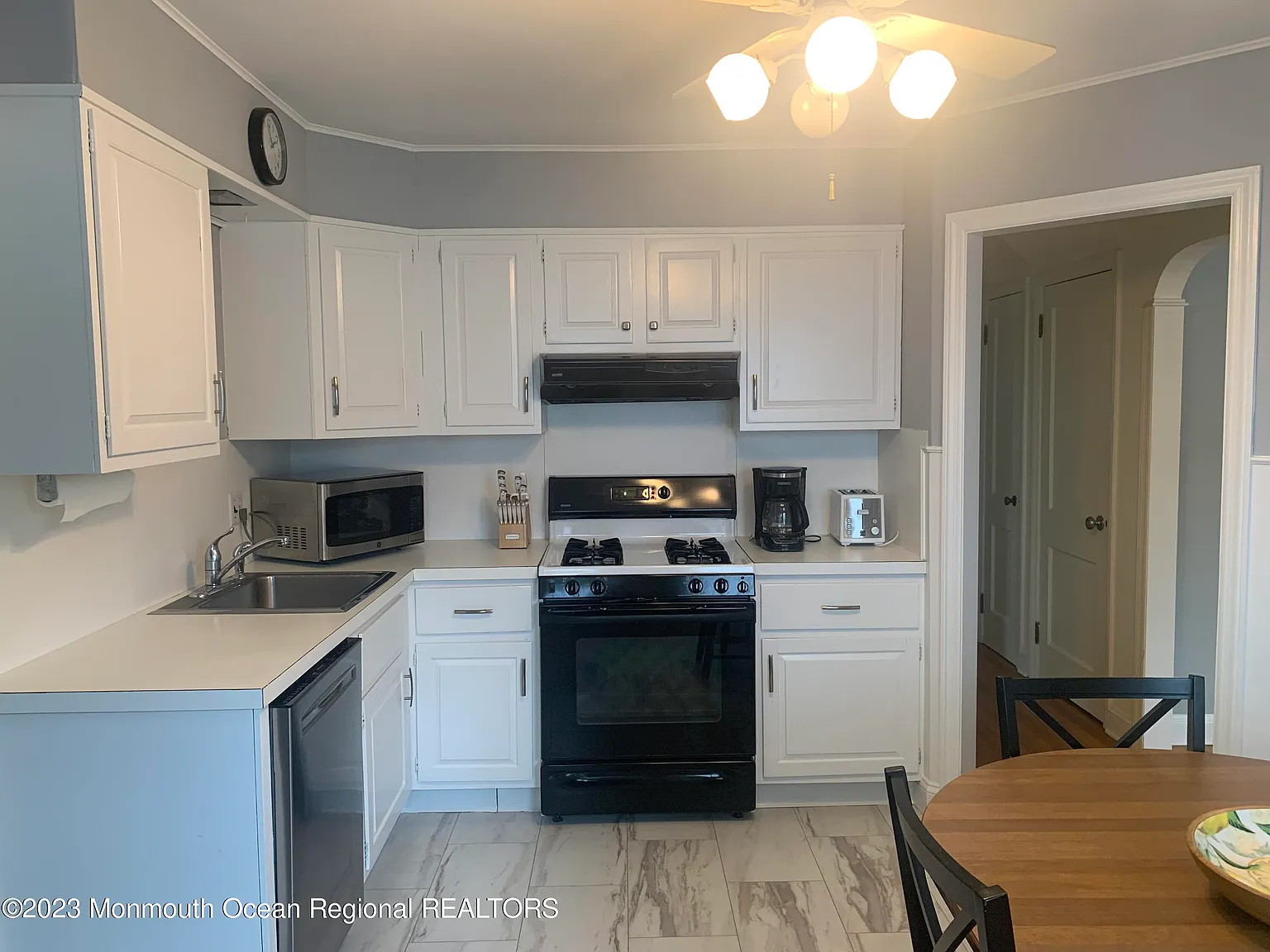 4 bed, 1480 sqft, $3,500 — Photo 3