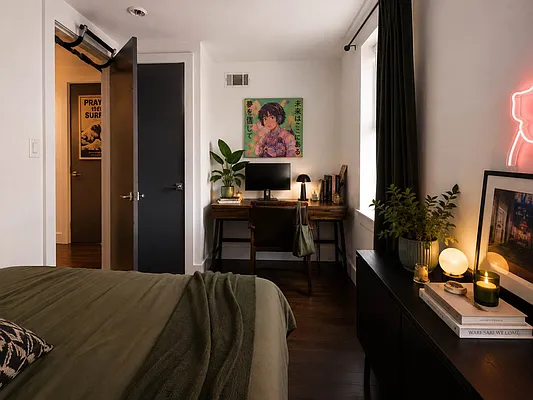 Bedroom, photo 2