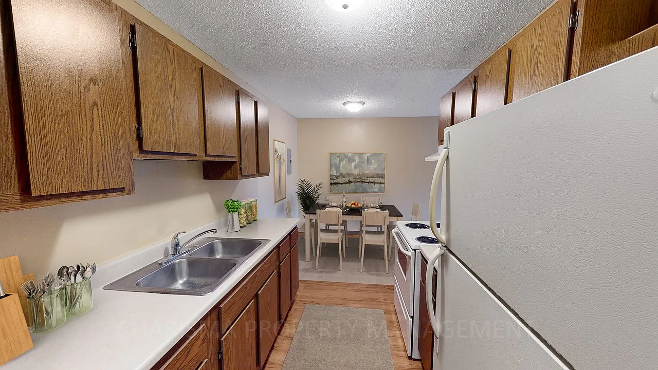 Missouri View Apartments — Photo 3