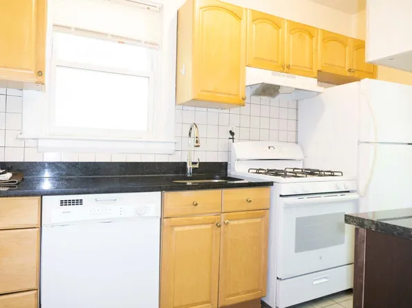 1789 Commonwealth Ave APT 2L, Brighton, MA 02135
