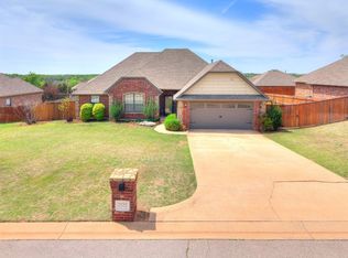 3515 Homesteaders Ln, Guthrie, OK 73044
