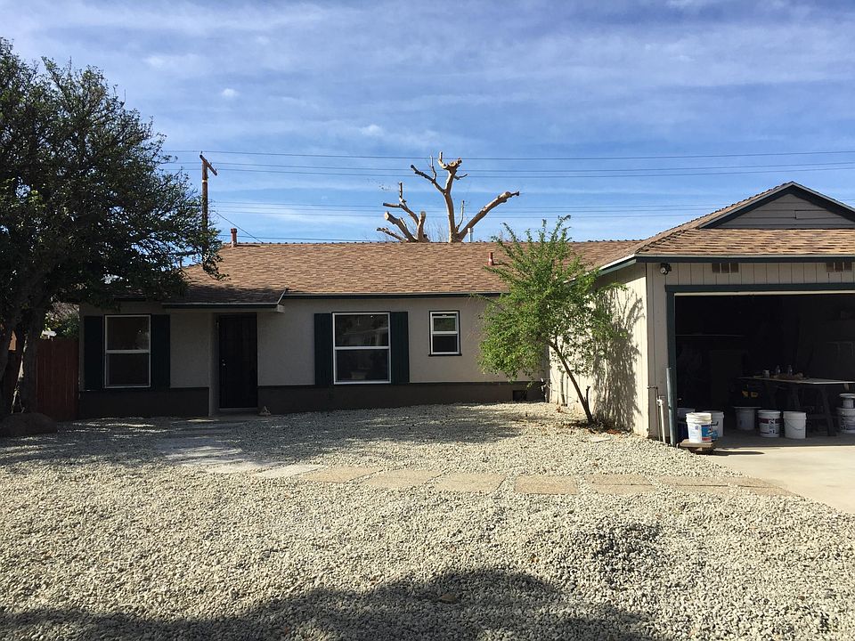 easy to care for front yard