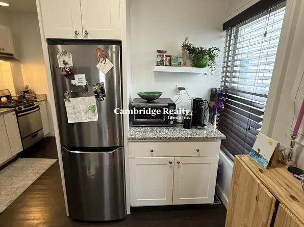 139 Tremont St #1, Cambridge, MA 02139