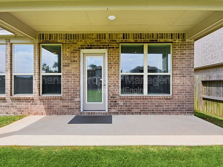 1618 Rosedale Dr — Photo 36