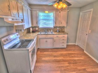 825 Gale, Moore, OK 73160