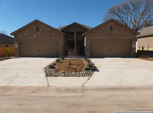1065 Carolyn Cv, New Braunfels, TX 78130