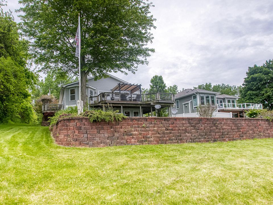 1st image of 1438 Hillcrest Dr