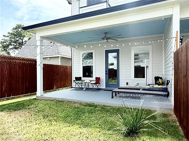 819 N Woodlawn Ave — Photo 21