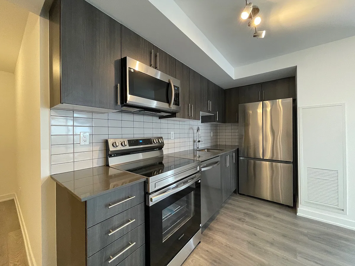 Building Photo - 1010 Sandy Beach Rd #1105