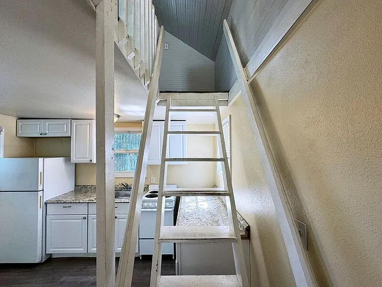 427 Washington St #4 — Photo 14