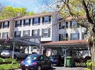 22 Rising Trail Dr, Middletown, CT 06457