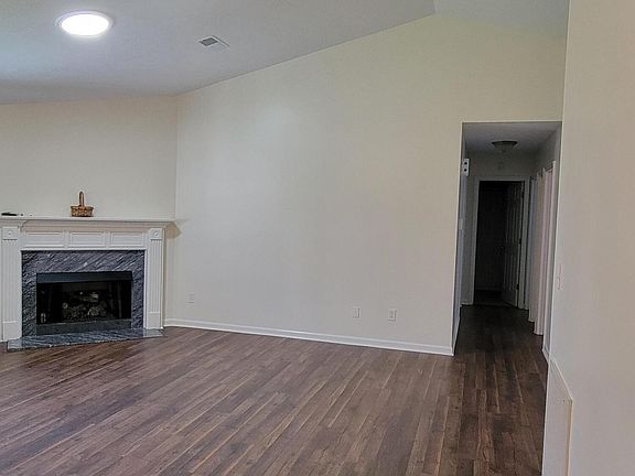 5th image of 609 Galata Dr