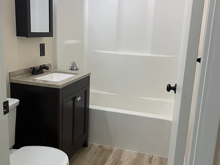 824 Pine St #3 — Photo 10