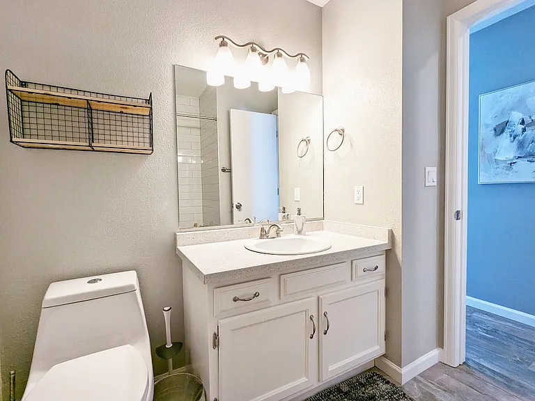3330 Mirage Dr — Photo 17