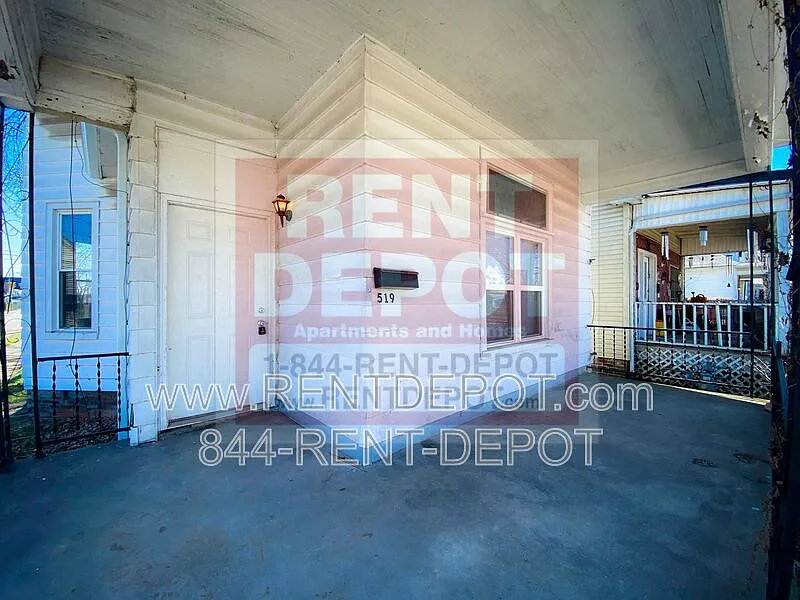 4 bed, 1.0 bath, 1982 sqft, $1,150 — Photo 3