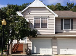 4840 63rd St, Urbandale, IA 50322