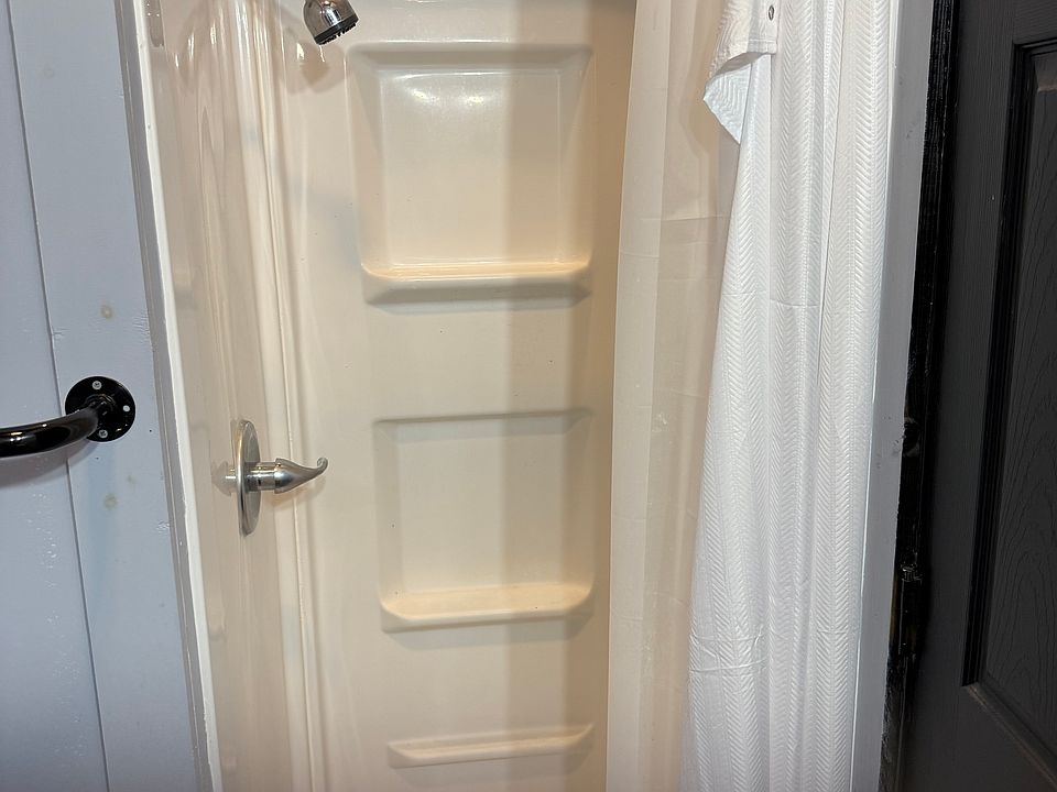 1st image of 110 E Ward St