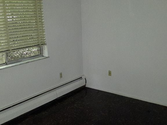 5th image of 670 Gholson Ave APT 115