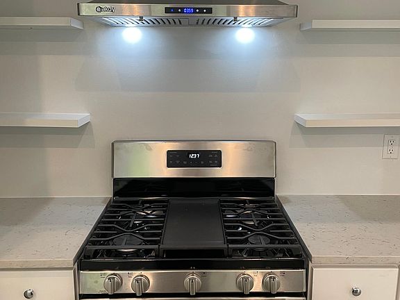 New gas range