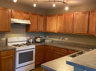 1545 Brompton Ln, Crystal Lake, IL 60014