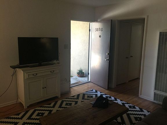 3rd image of 3808 Albright Ave