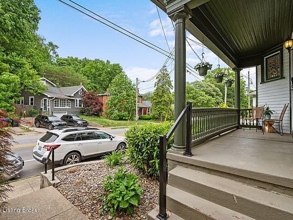 5th image of 2206 Grinstead Dr