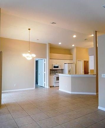 5th image of 25857 Pebblecreek Dr