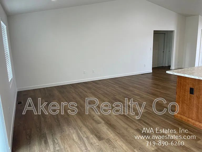 970 S Coral Pl — Photo 6