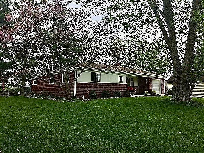1st image of 7460 Fruitwood Ave