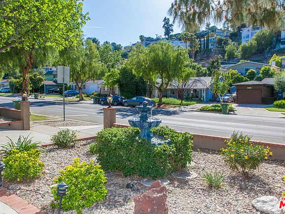 4th image of 5218 Canoga Ave