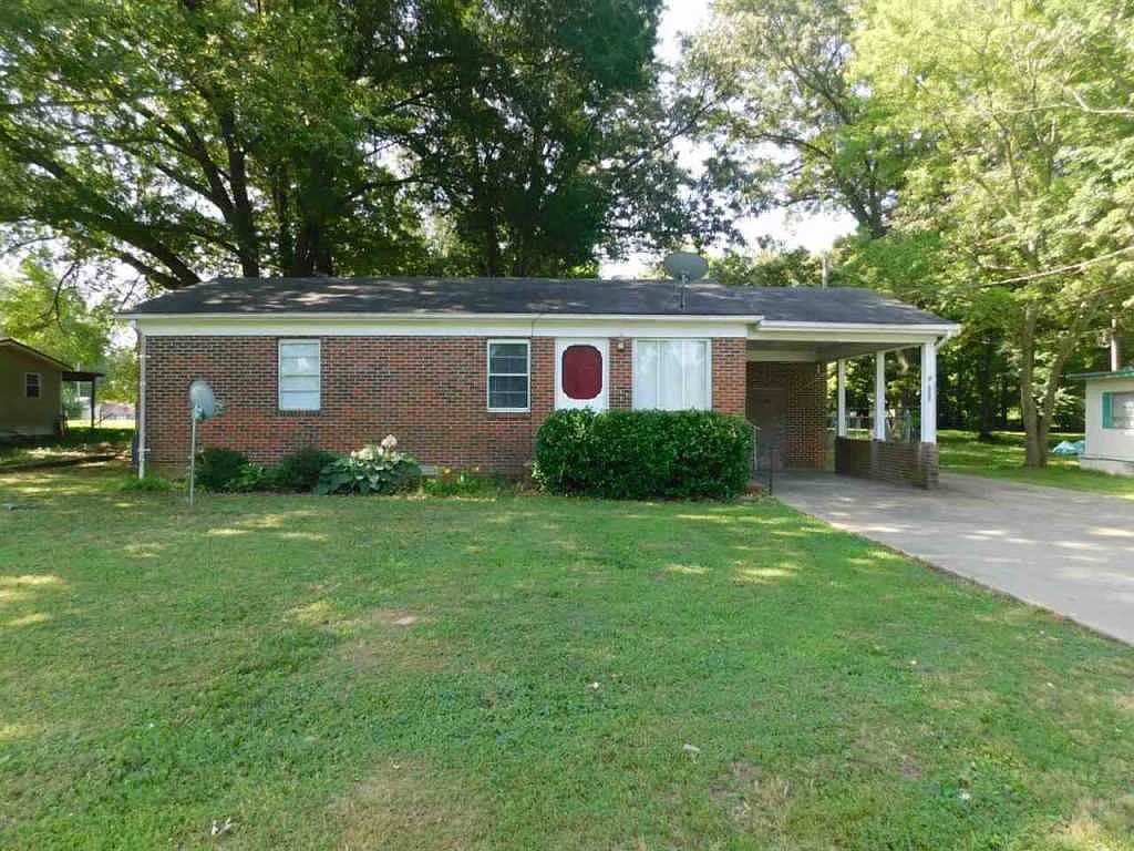 203 Center St, Hazel, KY 42049 Zillow